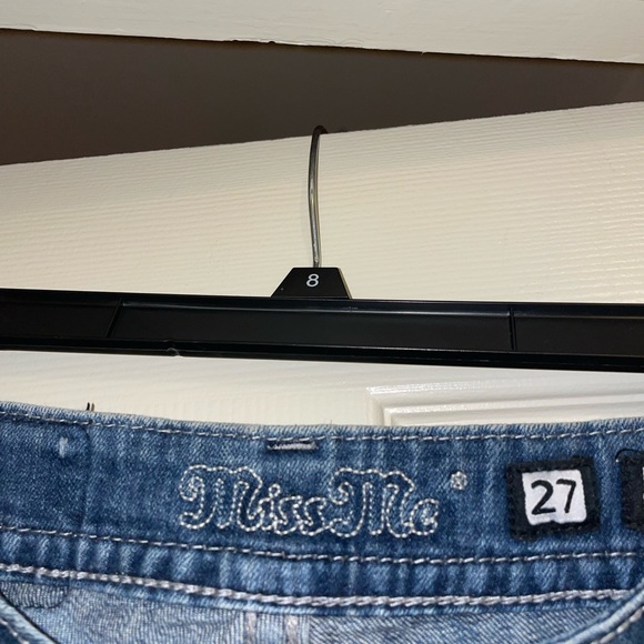 Buckle “Miss Me” Angel Wing Jeans - Picture 6 of 6